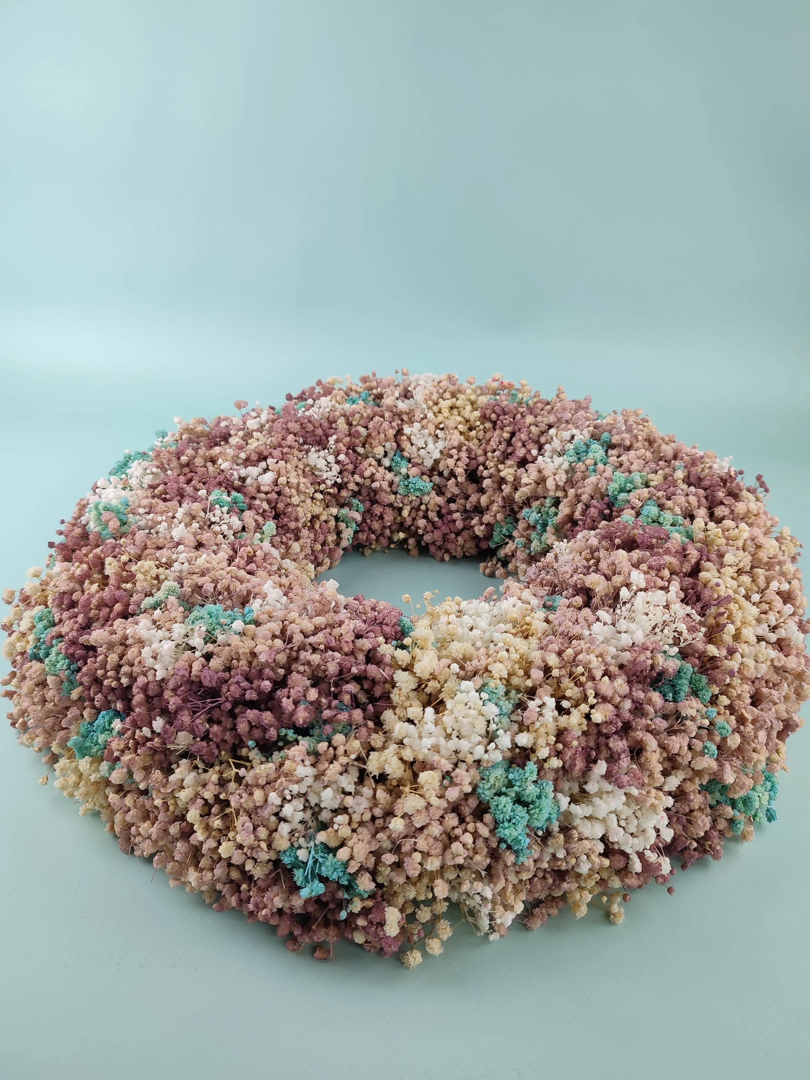 Венок из разноцветной гипсофилы А180-B110