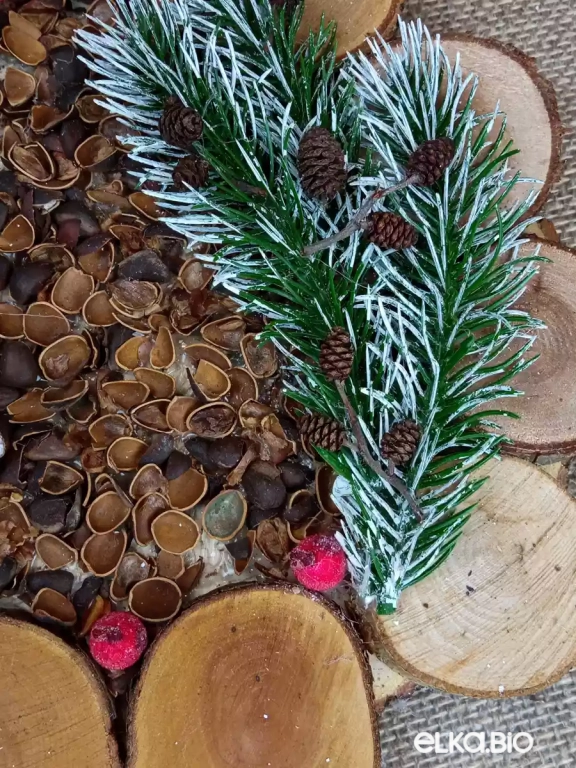 Панно из спилов и шелухи кедра Кедровый лес П15-В16 Панно из спилов и шелухи кедра Кедровый лес П15-В16