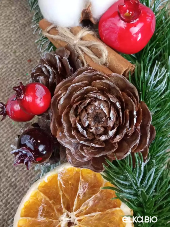 Венок декоративный с дольками апельсина Апельсиновый рай П20-В16