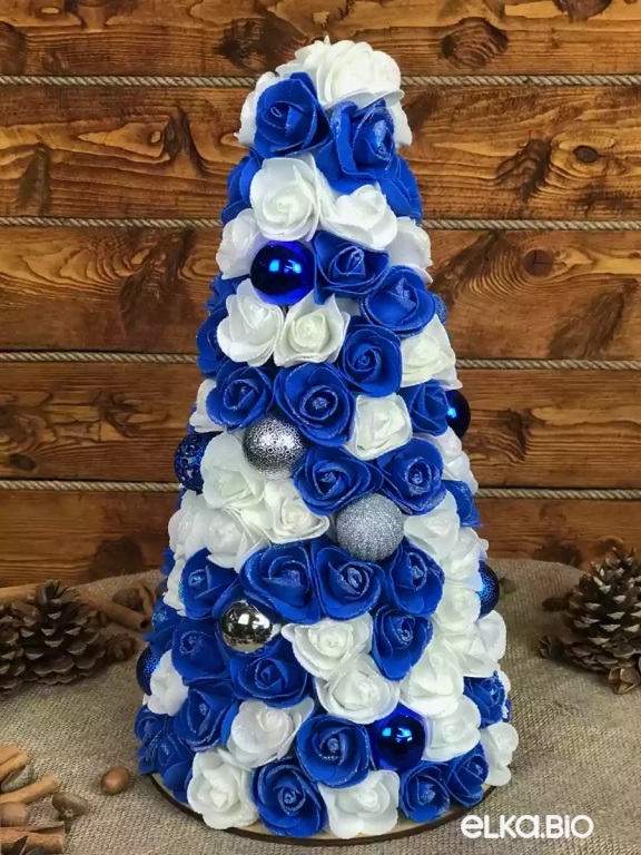 Настольная декоративная елка Холодный бриз А19-В4