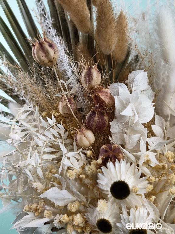 Настольная композиция из сухоцветов в ведёрке А125-B103