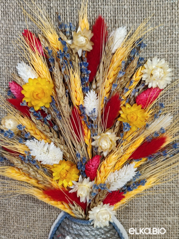 Панно из красивых цветов в рамке Т129-B104