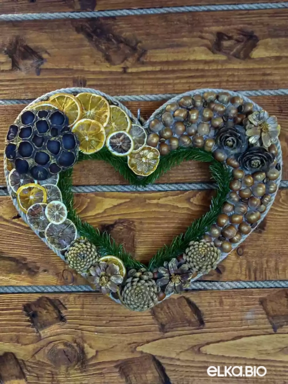 Венок декоративный в форме сердца Апельсиновое сердце П10-В17