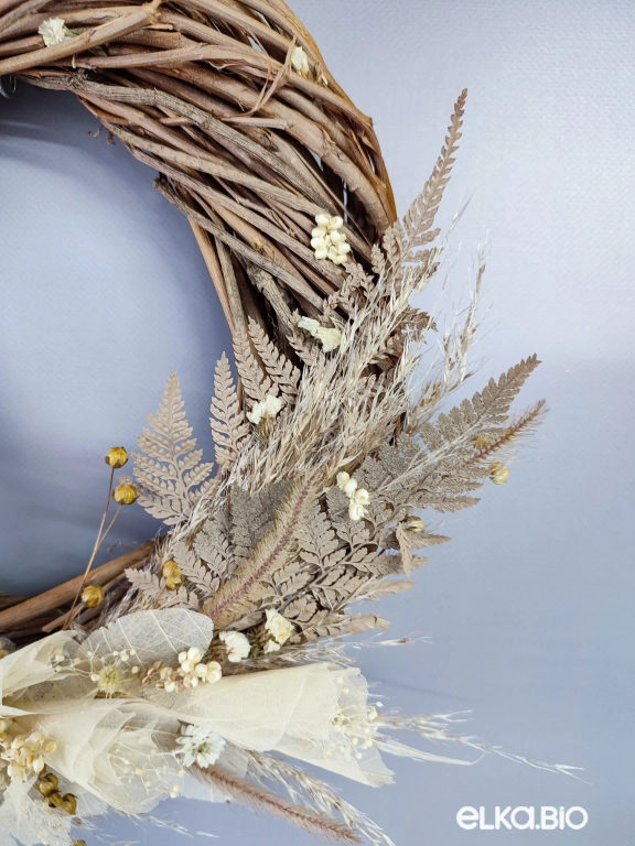 Венок из лозы с листьями папоротника А150-B108