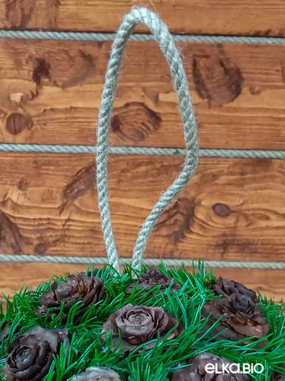 Декоративный шар из шишек ливанского кедра Цветочный шар М3-В19