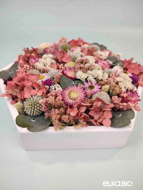 Стабилизированное панно с гортензией и эвкалиптом  А199-B112 Стабилизированное панно с гортензией и эвкалиптом  А199-B112