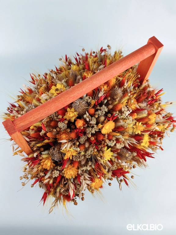 Композиция из сухоцветов в большом ящике Т151-B103