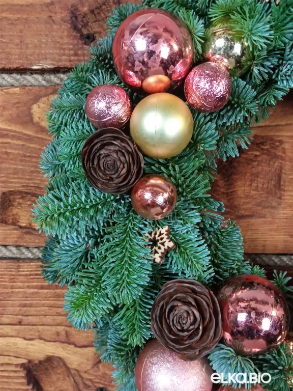 Новогодний венок из Нобилиса Шоколадная мечта Ю48-В710