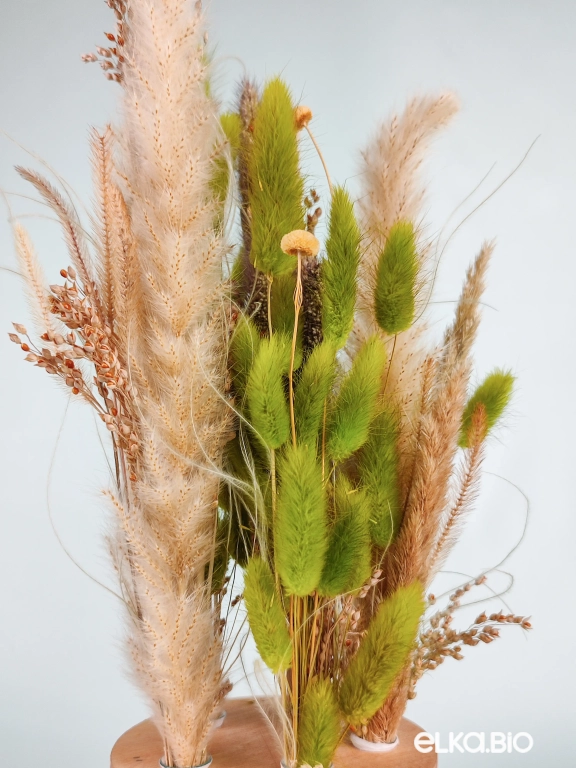 Настольная композиция из сухоцветов в колбах Б52-B104