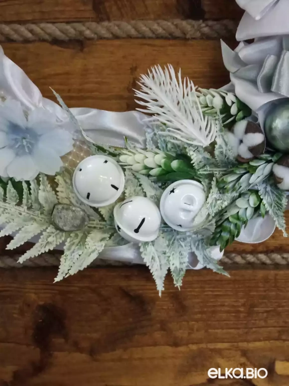 Новогодний венок с игрушкой Эстетика зимы Б21-В44 Новогодний венок с игрушкой Эстетика зимы Б21-В44