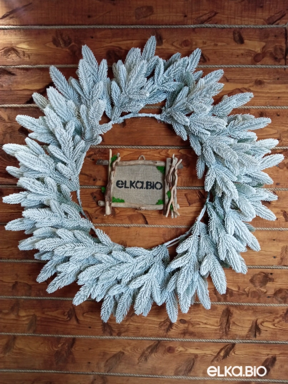 Венок новогодний Елочка в снегу 90 см-В535