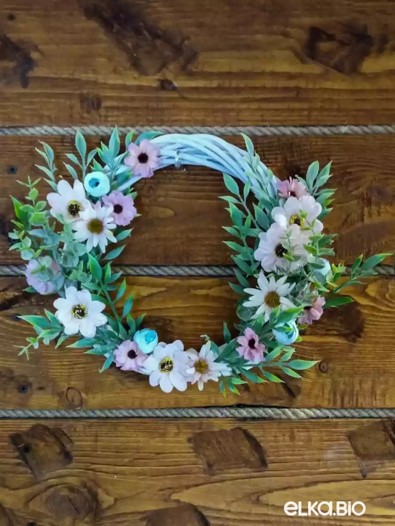 Венок декоративный из лозы Солнечный луг А13-В18