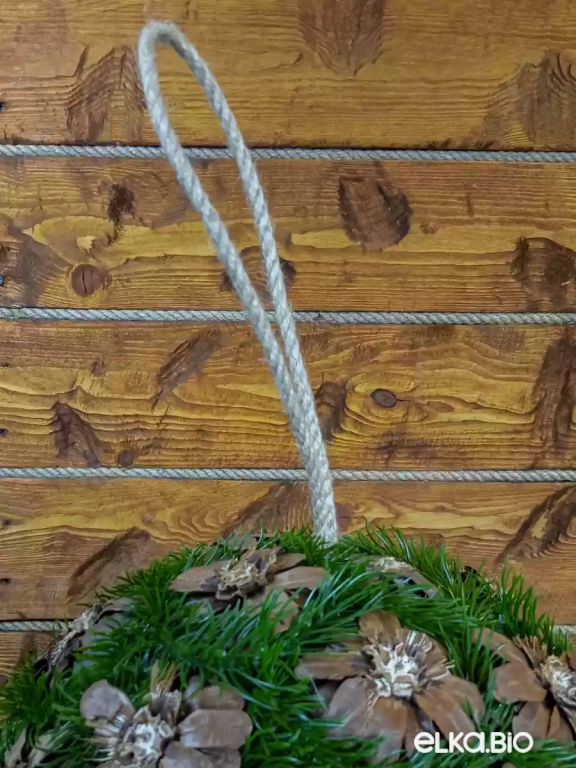 Декоративный шар из шишек сосны Цветочная поляна М1-В19 Декоративный шар из шишек сосны Цветочная поляна М1-В19