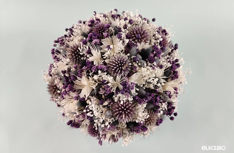 Шляпная коробка с фиолетовыми и белыми цветами Т219-B110