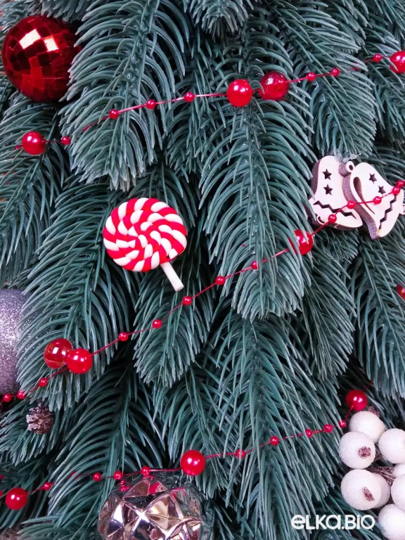 Настольная новогодняя елка из хвои, шаров и декора Ёлкины подарки А89-В66