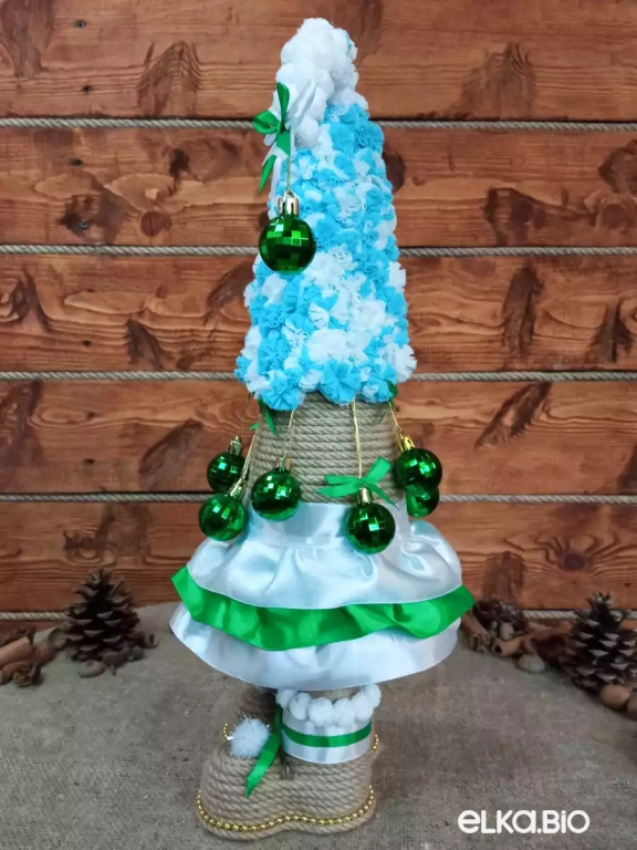 Настольная декоративная елка на двух ножках Веселый гномик П73-В49