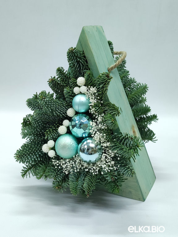 Настольная композиция из Нобилиса Ледяная хвоя К18