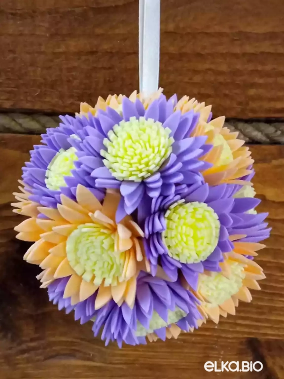 Декоративный набор шаров из фоамирановых цветков Три желания А46-В41