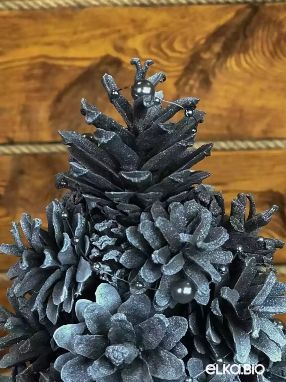 Настольная декоративная елка из шишек Пепельная Т45-В2