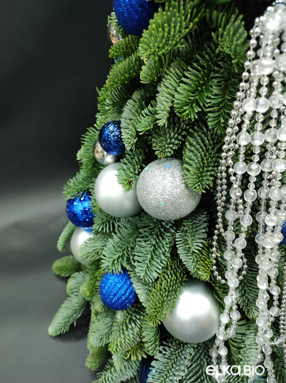 Настольная новогодняя елка из Нобилиса Водопад надежды Ю42-В706