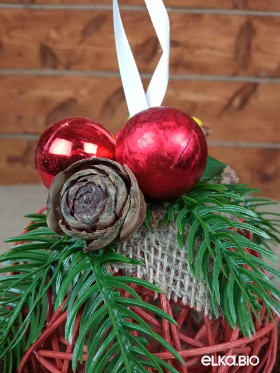 Декоративный шар из ротанга Ливанский кедр с ягодами (терракот) Б9-В55