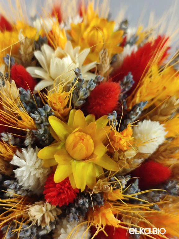 Композиция из жёлтых сухоцветов в ведёрке Т126-B101 Композиция из жёлтых сухоцветов в ведёрке Т126-B101