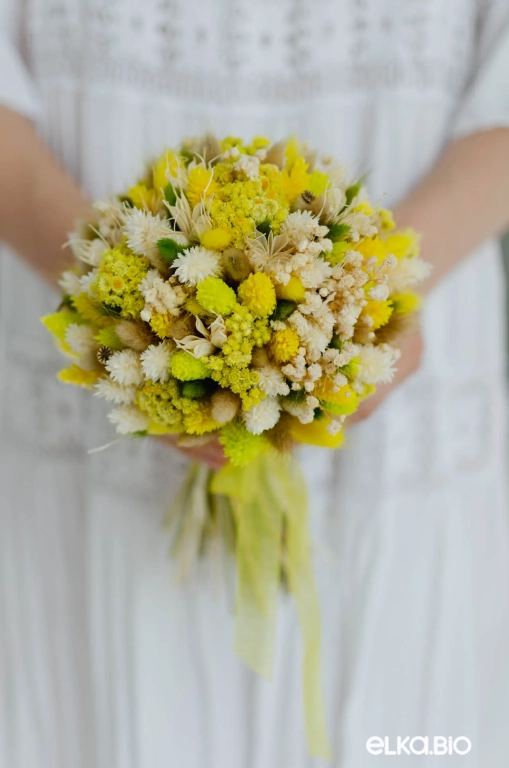 Cтабилизированный желтый букет из сухоцветов с нигеллой А187-B111