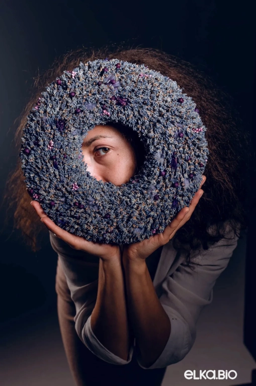 Венок из цветов лаванды Ю74-B106