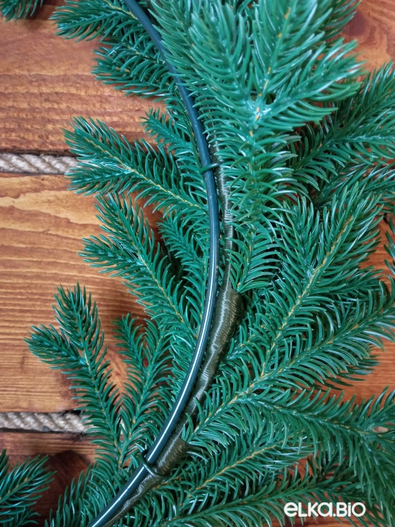 Новогодний венок Зеленая хвоя 55 см-В531