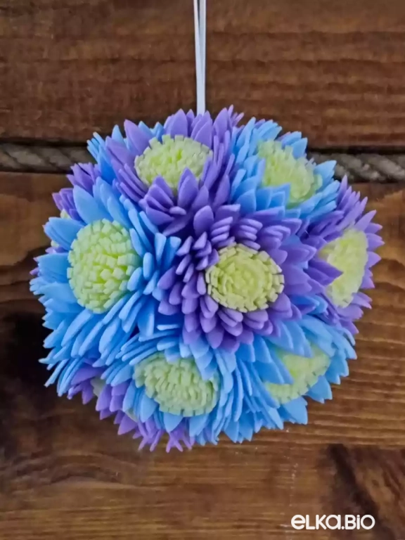 Декоративный набор шаров из фоамирановых цветков Три желания А46-В41