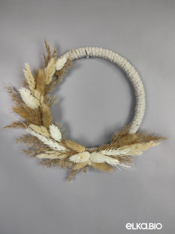 Венок из белых сухоцветов А138-B106