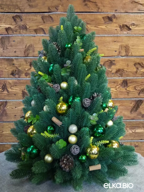 Настольная новогодняя елка из хвои с шарами Изумрудный город Ю33-В76