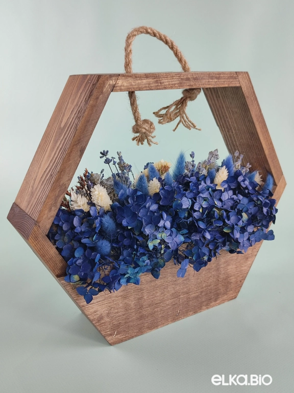 Подвесная композиция из белых и синих сухоцветов А155-B107