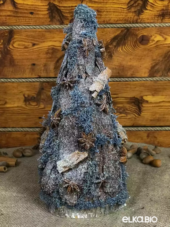 Настольная декоративная елочка из коры Дымчатая Т19-В3