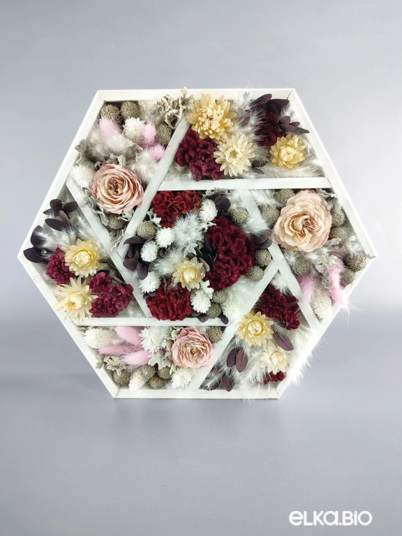 Настольная композиция в из гелихризума и роз Ю68-B101 Настольная композиция в из гелихризума и роз Ю68-B101