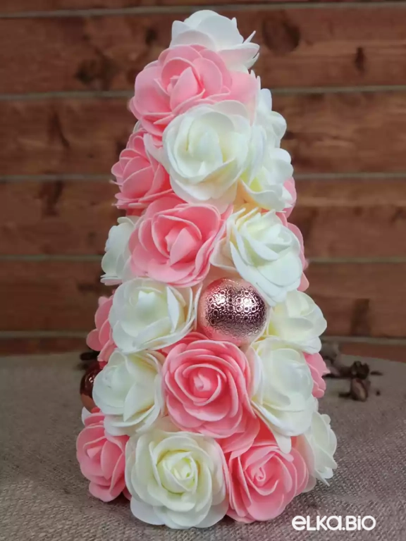 Настольная декоративная елка Кремовая сладость (маленькая) А28-В11