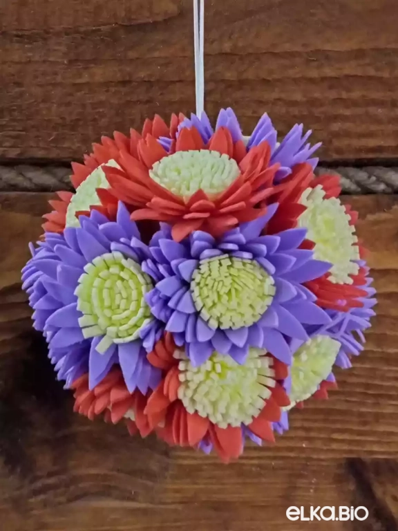 Декоративный набор шаров из фоамирановых цветков Три желания А46-В41