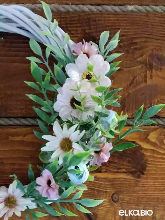 Венок декоративный из лозы Солнечный луг А13-В18