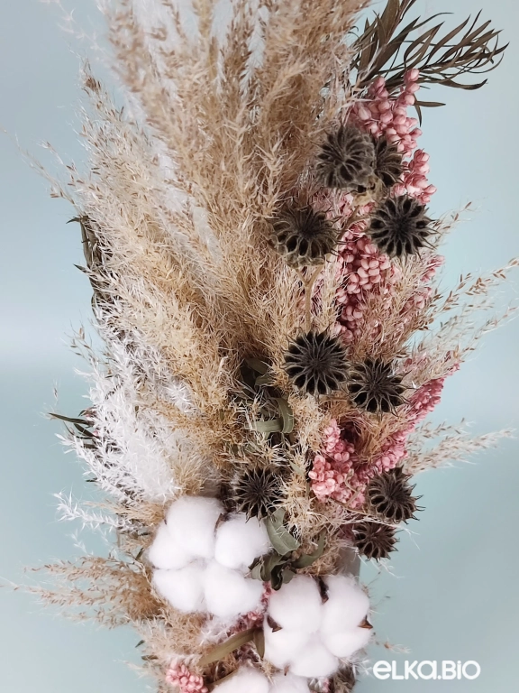 Композиция в бамбуке из хлопка и сухоцветов Б73-B106