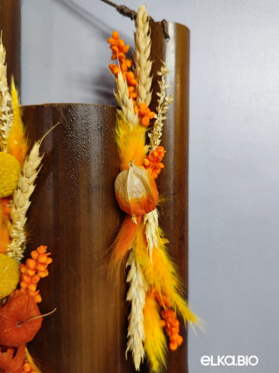 Настенное панно из цветов на бамбуке Б80-B108