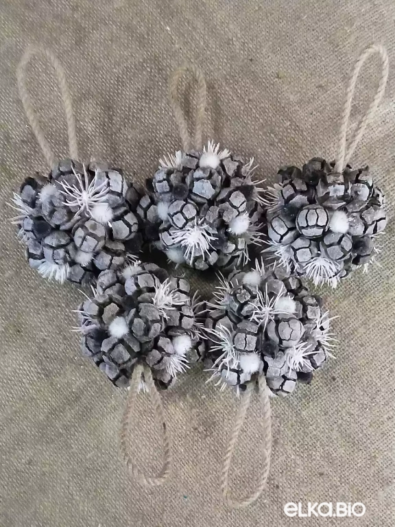 Декоративный шар из шишек кипариса Ветер Одиссеи XS А35-В40