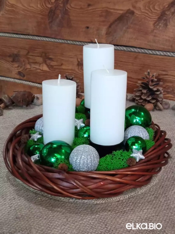 Новогодняя композиция с 3-мя свечами Таежный уют Ю28-В46