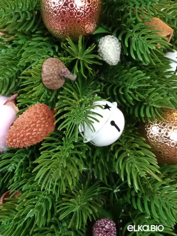 Настольная новогодняя елка с шарами Лесная романтика Б2-В21