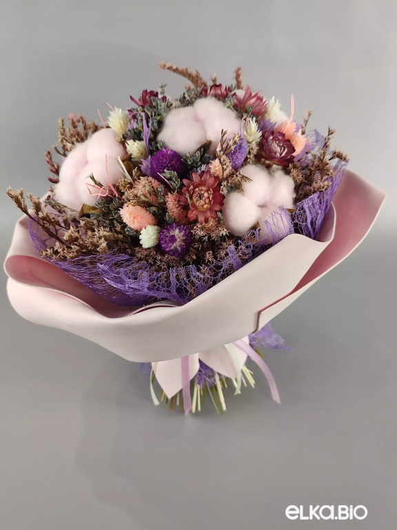 Букет из цветов фаляриса и хлопка Т119-B100 Букет из цветов фаляриса и хлопка Т119-B100