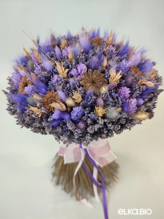 Букет из лаванды с фиолетовыми цветами Т242-B111