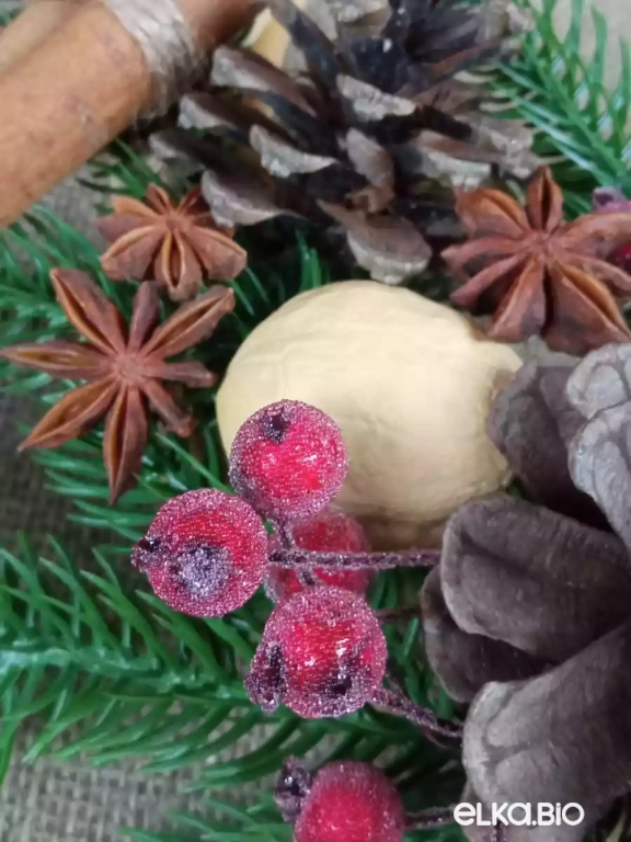 Венок декоративный из лозы Ароматы бадьяна Ю1-В14 Венок декоративный из лозы Ароматы бадьяна Ю1-В14