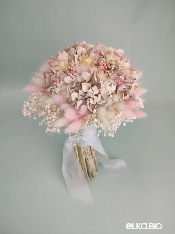 Букет из сухой гортензии и гипсофилы А177-B116
