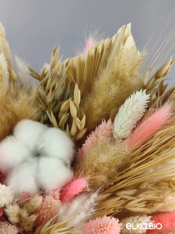 Композиция из цветов с хлопком А103-B100