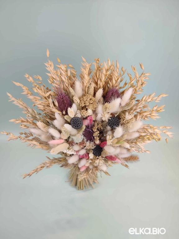 Букет из овса и фаляриса с лотосом А179-B111 Букет из овса и фаляриса с лотосом А179-B111