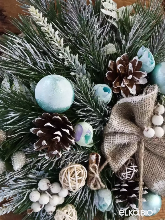 Подвесная композиция из мешковины и декора Лесной подарочек П78-В71